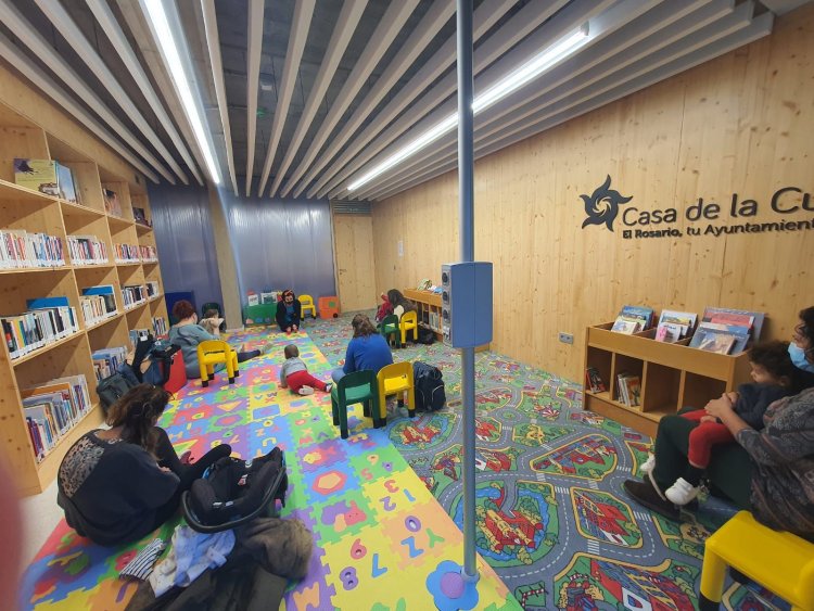 Comienza el ciclo gratuito de cuentacuentos para bebés en las bibliotecas de El Rosario