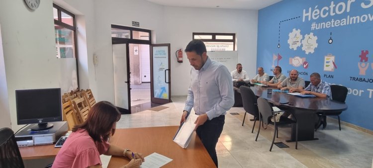Héctor Suárez presenta 561 avales a su candidatura con la que optará a la alcaldía de Telde en 2023